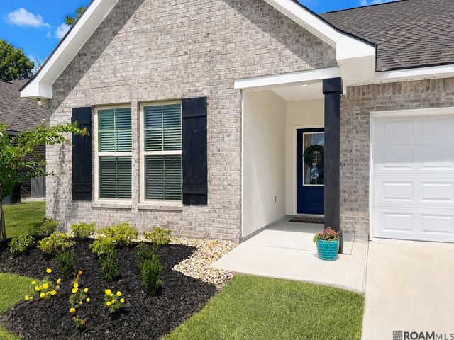 26785 Elmcrest Dr, Denham Springs, LA 70726