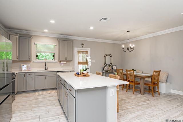 26785 Elmcrest Dr, Denham Springs, LA 70726