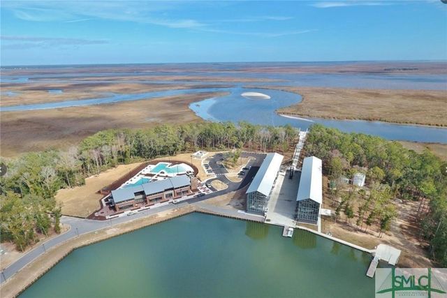 190 Blackjack Oak Drive E, Richmond Hill, GA 31324