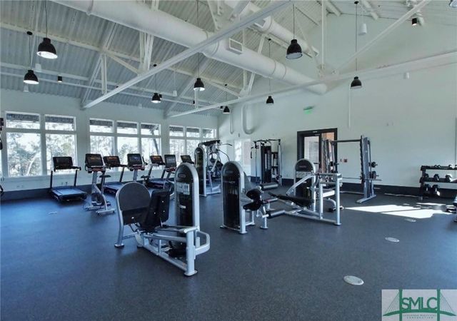 190 Blackjack Oak Drive E, Richmond Hill, GA 31324