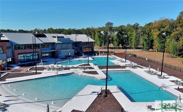 190 Blackjack Oak Drive E, Richmond Hill, GA 31324