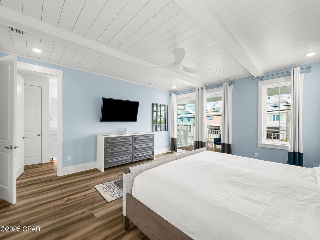 Image 27 of property listing at 13650 Front Beach Road, Panama City Beach, FL 32413