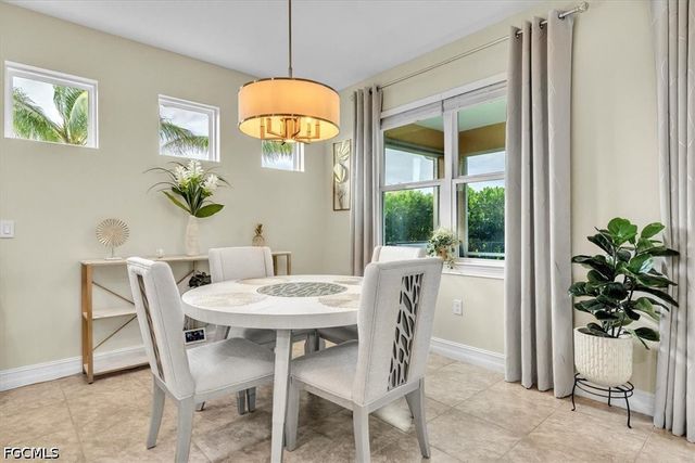 3286 Birchin LN, Fort Myers, FL 33916