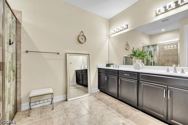 3286 Birchin LN, Fort Myers, FL 33916