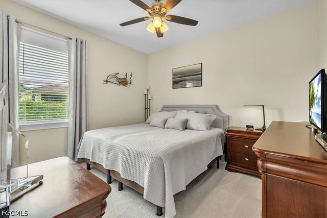 3286 Birchin LN, Fort Myers, FL 33916