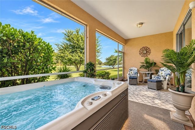 3286 Birchin LN, Fort Myers, FL 33916