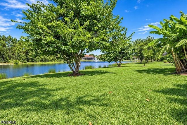3286 Birchin LN, Fort Myers, FL 33916