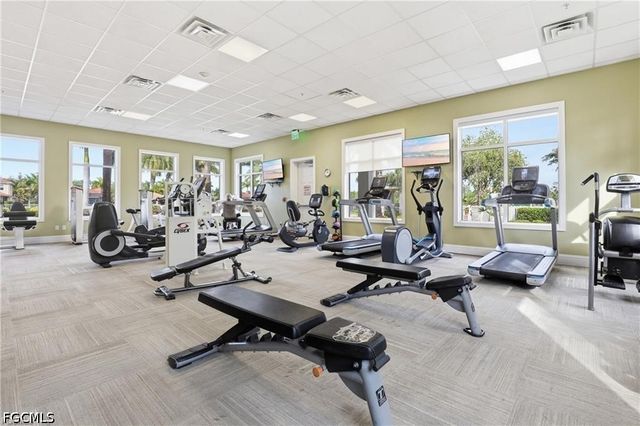 3286 Birchin LN, Fort Myers, FL 33916