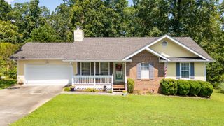 8211 Troubadour Way, Ooltewah, TN 37363