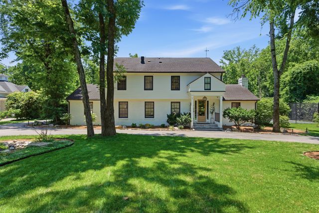 2419 Valley Brook Rd, Nashville, TN 37215