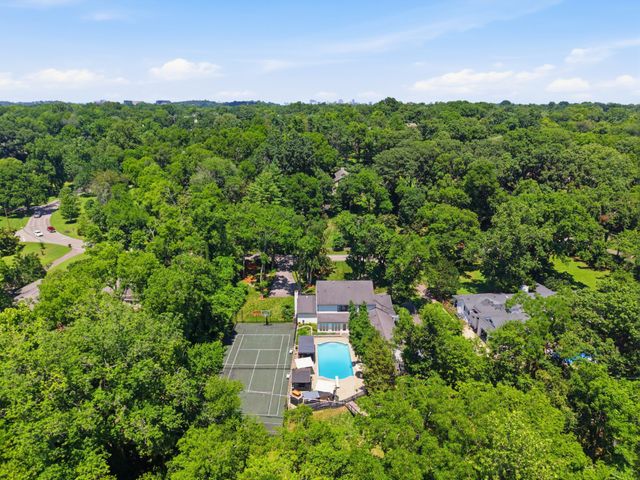 2419 Valley Brook Rd, Nashville, TN 37215