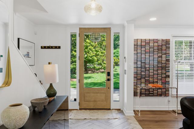 2419 Valley Brook Rd, Nashville, TN 37215