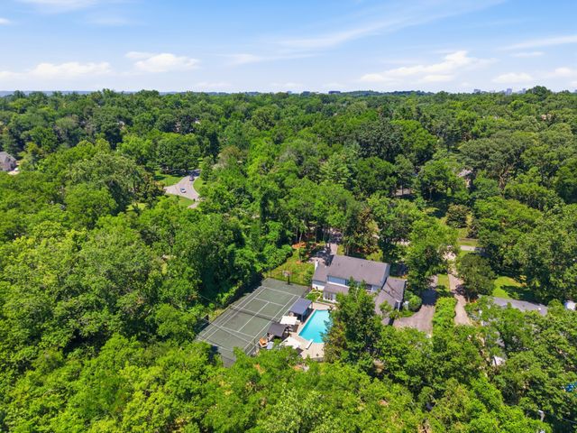 2419 Valley Brook Rd, Nashville, TN 37215
