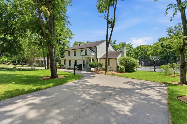 2419 Valley Brook Rd, Nashville, TN 37215