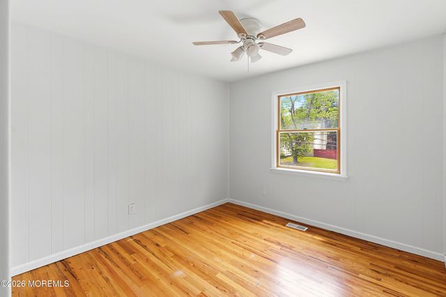 59 Park Avenue, Bayville, NJ 08721