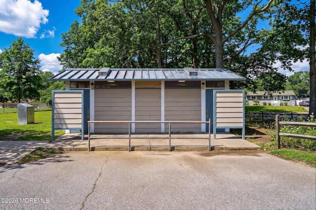 59 Park Avenue, Bayville, NJ 08721