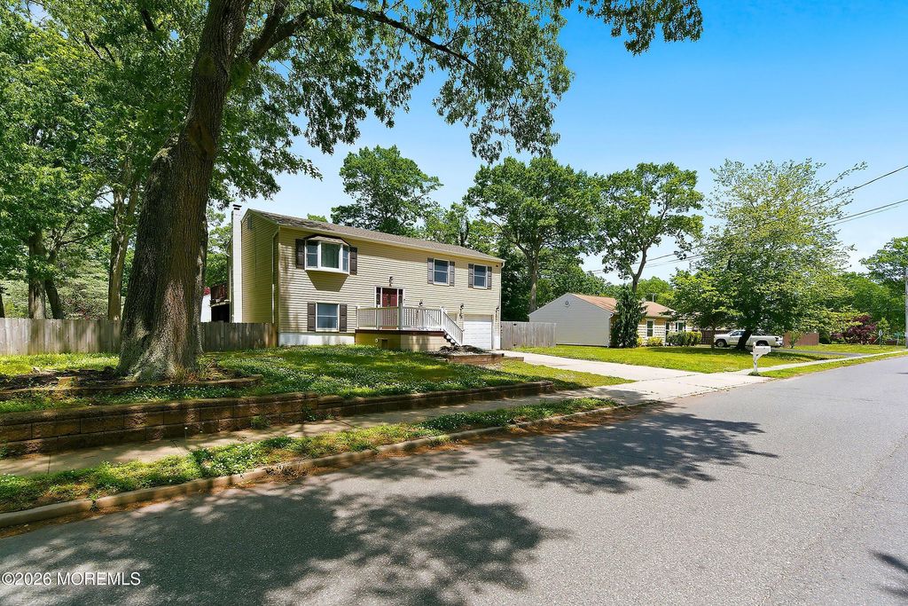 59 Park Avenue, Bayville, NJ 08721