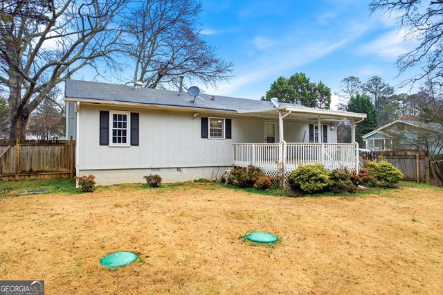 3245 Mars Hill Church Road, Acworth, GA 30101