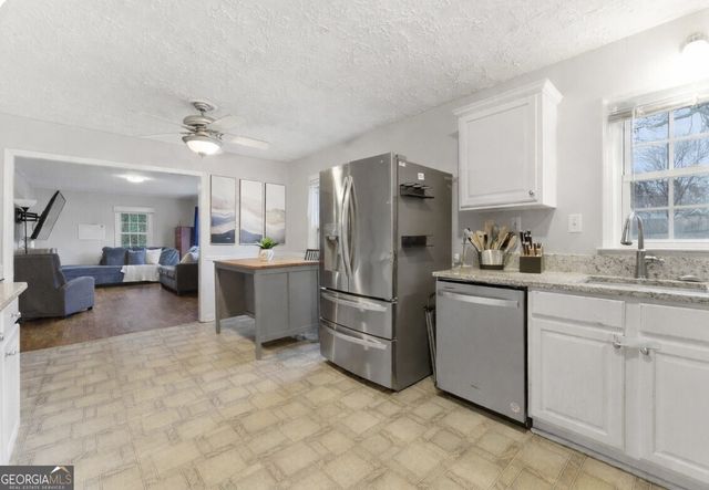 3245 Mars Hill Church Road, Acworth, GA 30101