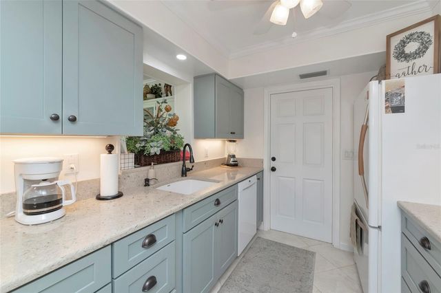 3602 JOYCE DRIVE, Bradenton, FL 34208