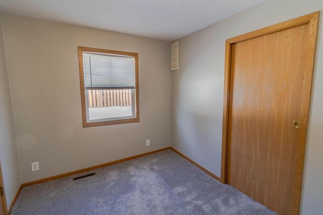 W1060 Golden Glow ROAD, Genoa City, WI 53128