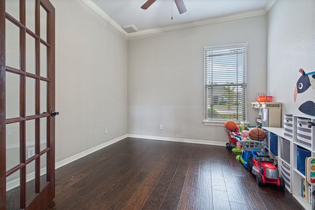 4846 W Wales Drive, Fayetteville, AR 72704