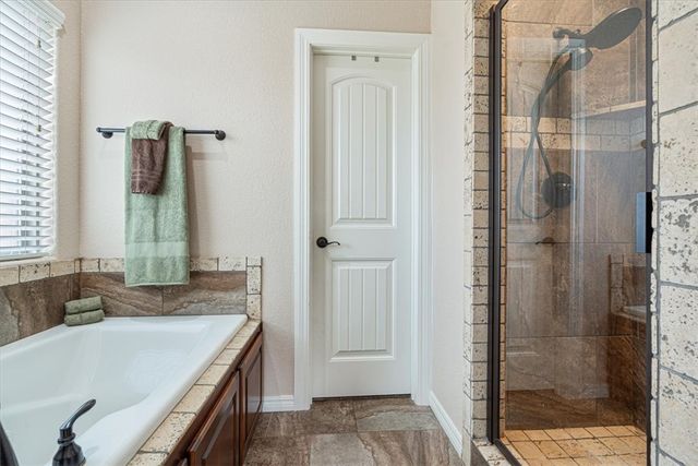 4846 W Wales Drive, Fayetteville, AR 72704
