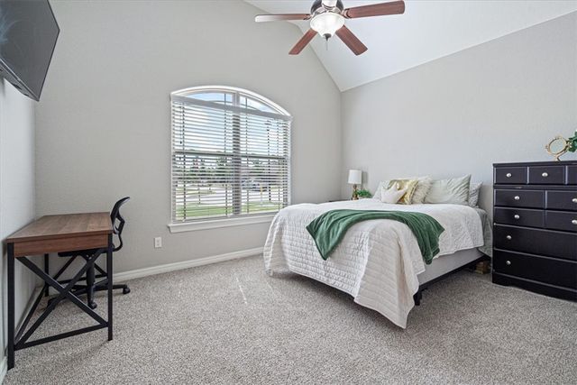 4846 W Wales Drive, Fayetteville, AR 72704