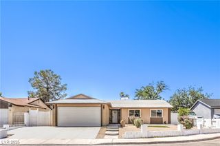 3887 Delling Court, Las Vegas, NV 89104