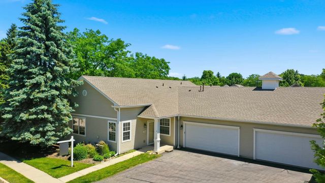 12956 Pennsylvania Avenue, Huntley, IL 60142