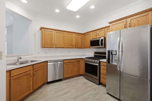 12956 Pennsylvania Avenue, Huntley, IL 60142