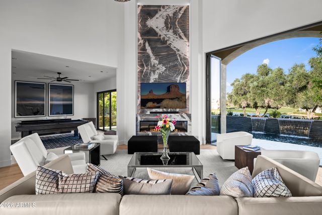 7323 E GAINEY RANCH Road 3, Scottsdale, AZ 85258