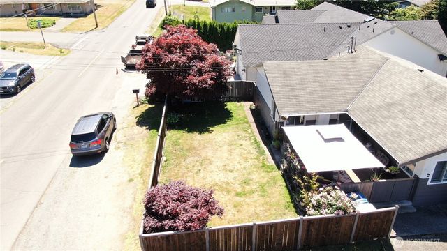1254 8th Avenue S, Edmonds, WA 98020