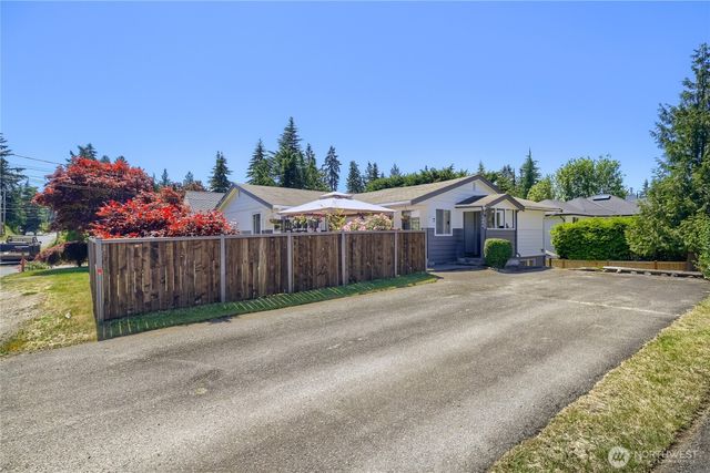 1254 8th Avenue S, Edmonds, WA 98020