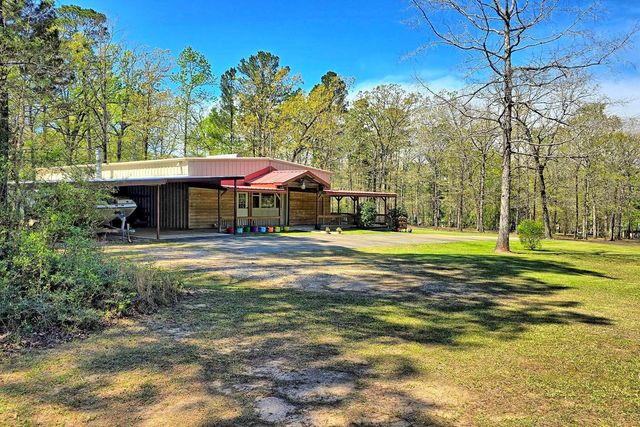 590 Angela Lane, Hemphill, TX 75948