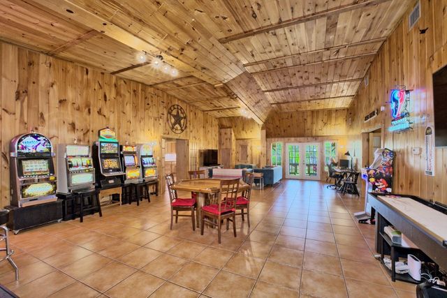 590 Angela Lane, Hemphill, TX 75948