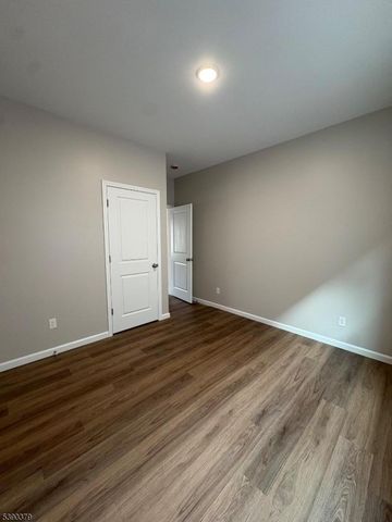 118 19Th Ave, Irvington Twp., NJ 07111