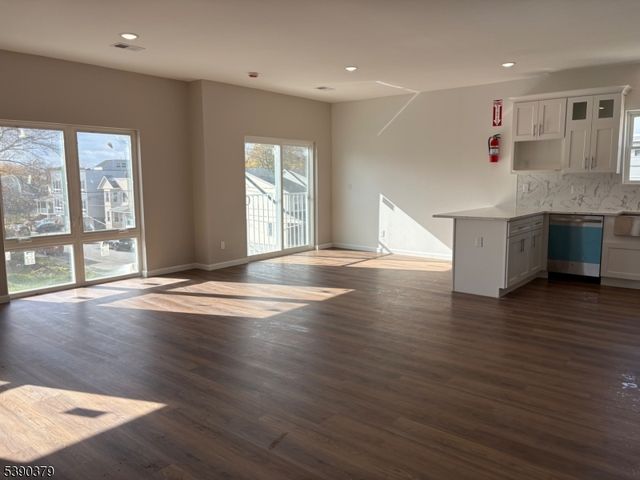 118 19Th Ave, Irvington Twp., NJ 07111