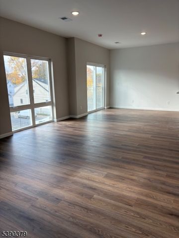 118 19Th Ave, Irvington Twp., NJ 07111