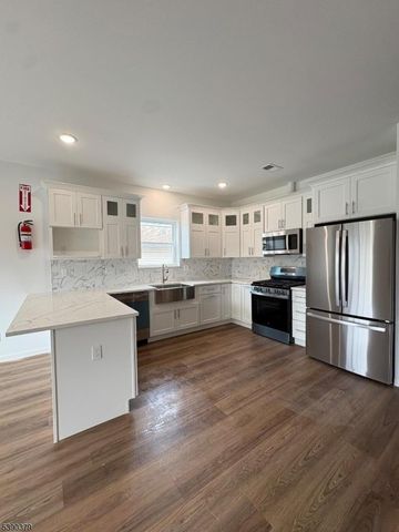 118 19Th Ave, Irvington Twp., NJ 07111