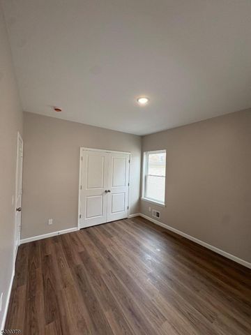 118 19Th Ave, Irvington Twp., NJ 07111