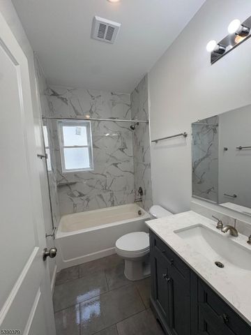 118 19Th Ave, Irvington Twp., NJ 07111