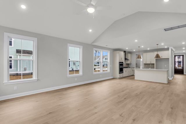 764 Maynard Lane, Summerville, SC 29486