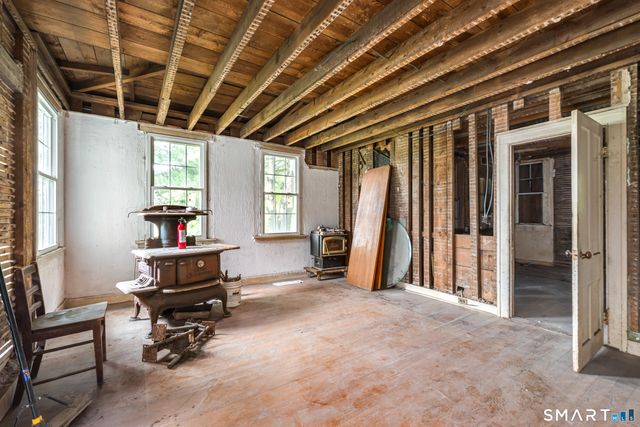 20 Maple Street, Middletown, CT 06457