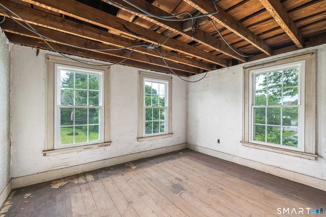 20 Maple Street, Middletown, CT 06457