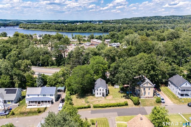 20 Maple Street, Middletown, CT 06457