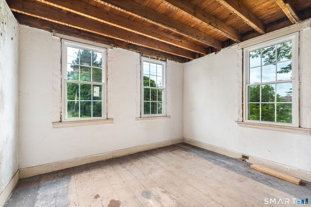 20 Maple Street, Middletown, CT 06457