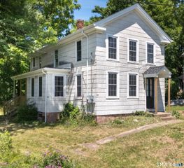 20 Maple Street, Middletown, CT 06457