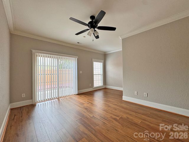 1005 Stuarts Landing Drive, Cramerton, NC 28032