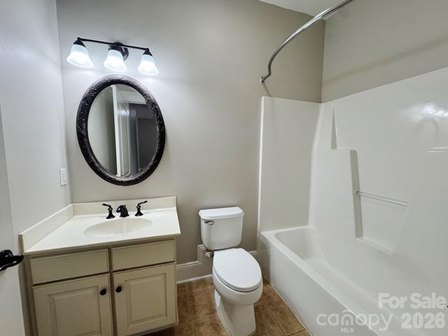 1005 Stuarts Landing Drive, Cramerton, NC 28032